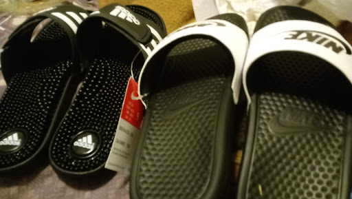 Shoe Store «Shoe Carnival», reviews and photos, 5802 E Virginia Beach Blvd, Norfolk, VA 23502, USA