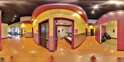 Gym «Planet Fitness», reviews and photos, 18 Northwest Blvd, Nashua, NH 03063, USA