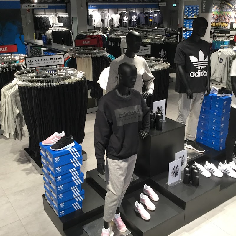 adidas outlet