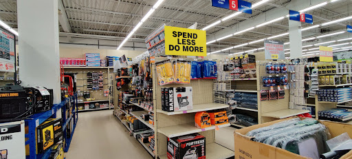 Hardware Store «Harbor Freight Tools», reviews and photos, 1770 Central Ave STE 4, Albany, NY 12205, USA