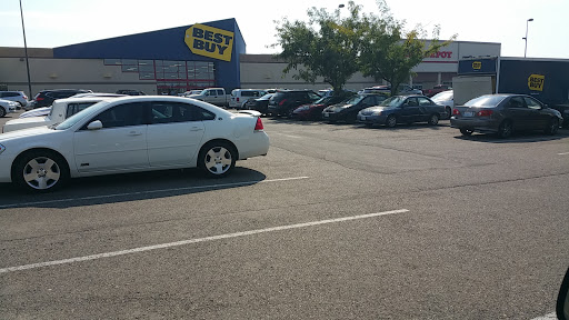 Electronics Store «Best Buy», reviews and photos, 6809 W Canal Dr, Kennewick, WA 99336, USA