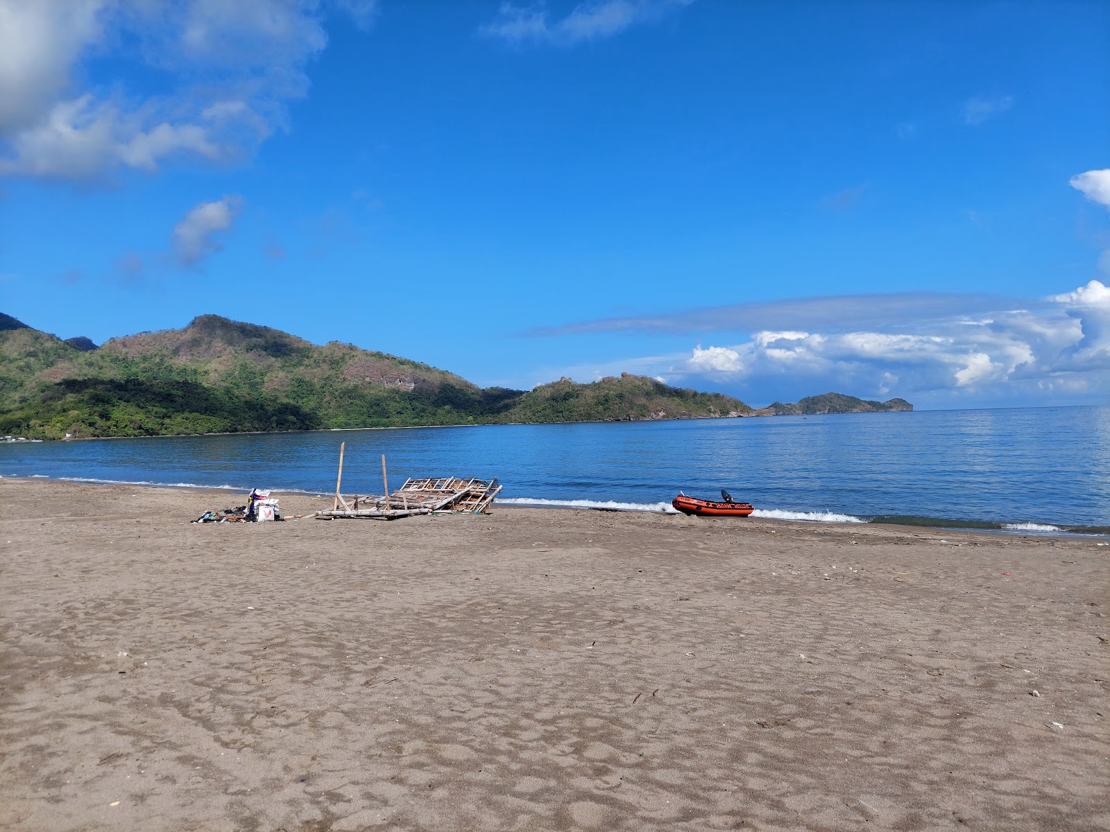 Patungan beach的照片 具有部分干净级别的清洁度