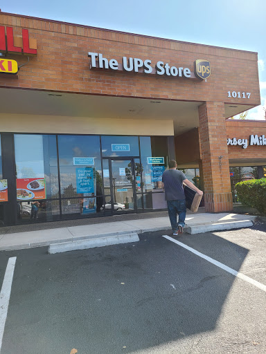 Shipping and Mailing Service «The UPS Store», reviews and photos, 10117 SE Sunnyside Rd F, Clackamas, OR 97015, USA