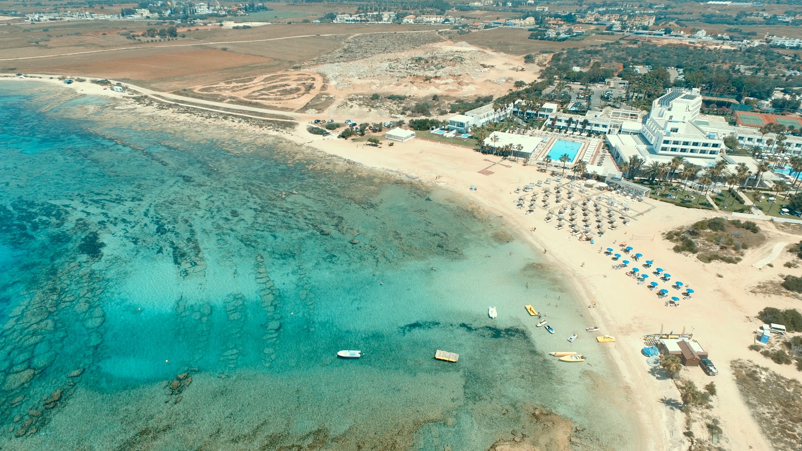 Dome Beach photo #8