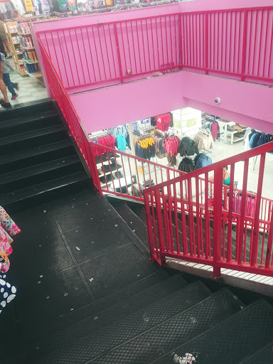 Discount Store «Fallas Paredes Discount Stores», reviews and photos, 6633 Van Nuys Blvd, Van Nuys, CA 91411, USA