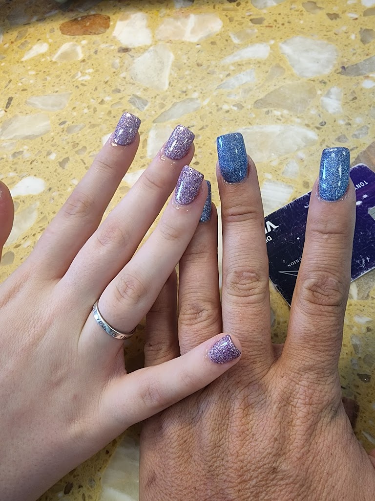 Ny Q Nails 14437