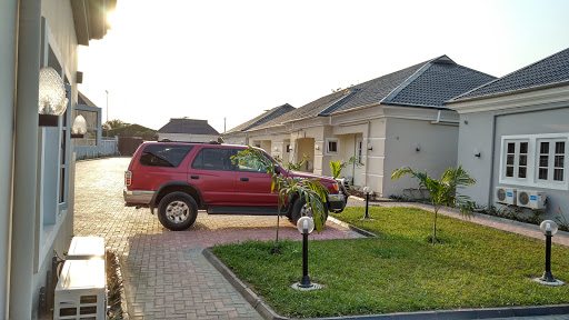 Planet G/Pinkin Suites Hotel, by the Nigeria Police Station, Elimbu, Port Harcourt, Nigeria, Police Station, state Rivers