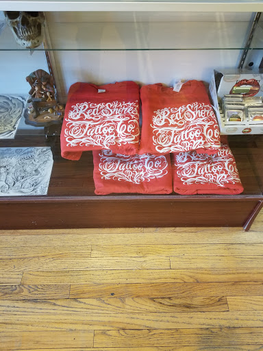 Tattoo Shop «Red Shores Tattoo Co.», reviews and photos, 2909 Baldwin St, Houston, TX 77006, USA