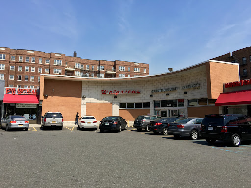 Drug Store «Walgreens», reviews and photos, 10425 Queens Blvd, Forest Hills, NY 11375, USA