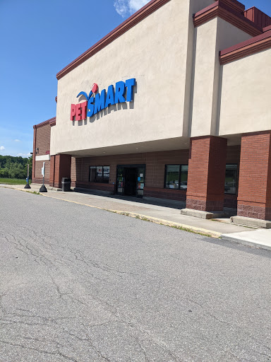 Pet Supply Store «PetSmart», reviews and photos, 21 Trader Ln, Williston, VT 05495, USA