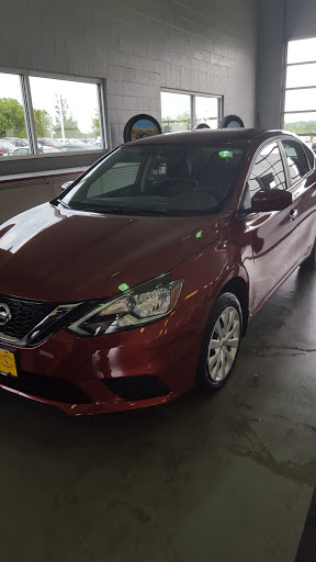 Nissan Dealer «St. Charles Nissan», reviews and photos, 5625 Veterans Memorial Pkwy, St Peters, MO 63376, USA