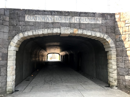 Clothing Store «Pendleton Washougal Mill Store», reviews and photos, 2 Pendleton Way, Washougal, WA 98671, USA