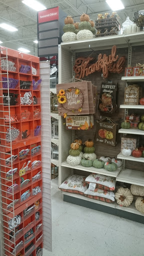 Craft Store «Michaels», reviews and photos, 325 Russell St b, Hadley, MA 01035, USA