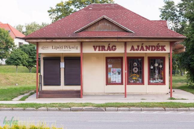 Opinii despre Lipóti Pékség, Oroszlány în Oroszlány - Pékség