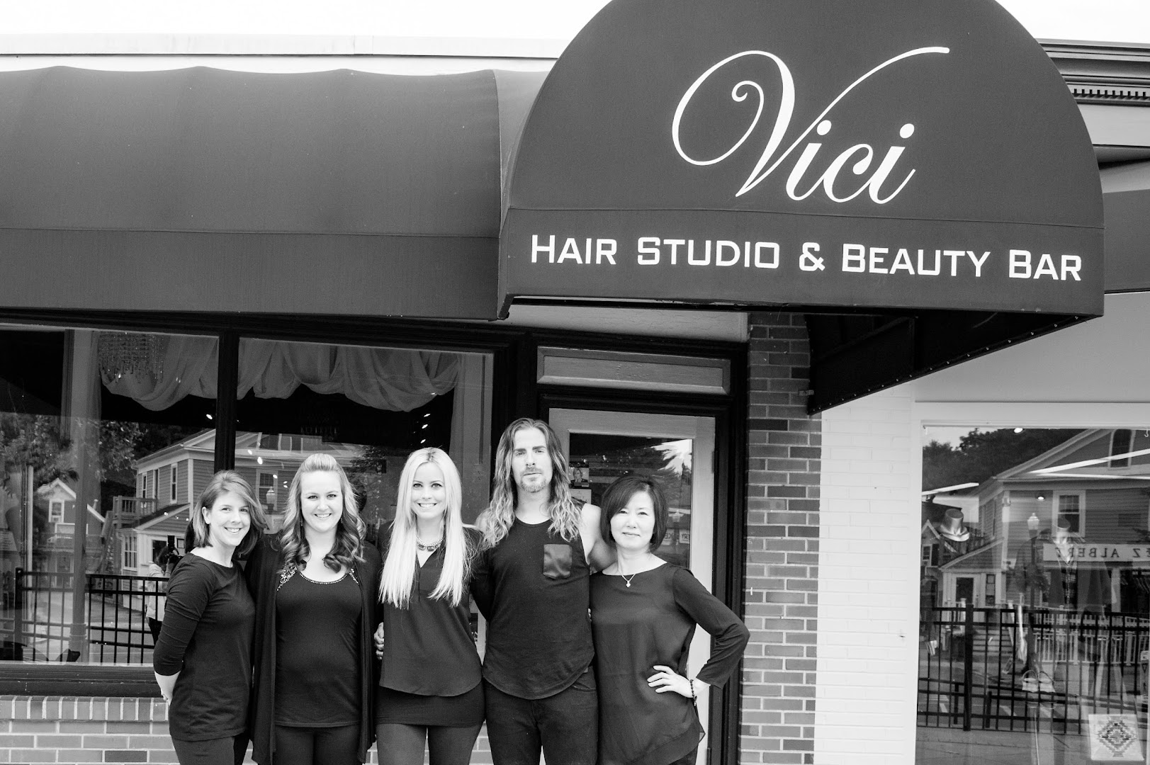 Vici Hair Studio & Beauty Bar