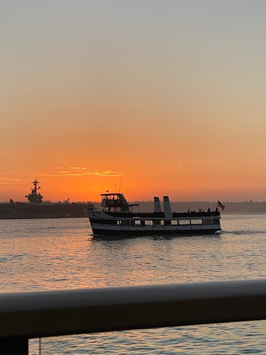 Seafood Restaurant «Fish Market Restaurant», reviews and photos, 750 N Harbor Dr, San Diego, CA 92101, USA