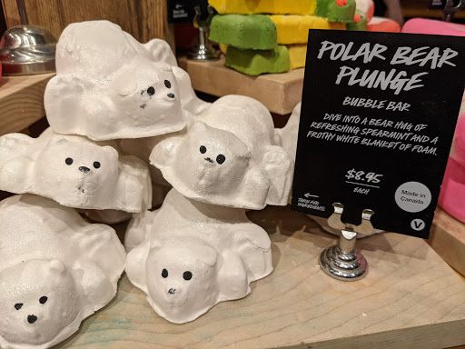 Cosmetics Store «Lush Cosmetics», reviews and photos, 3915 W 50th St, Edina, MN 55424, USA