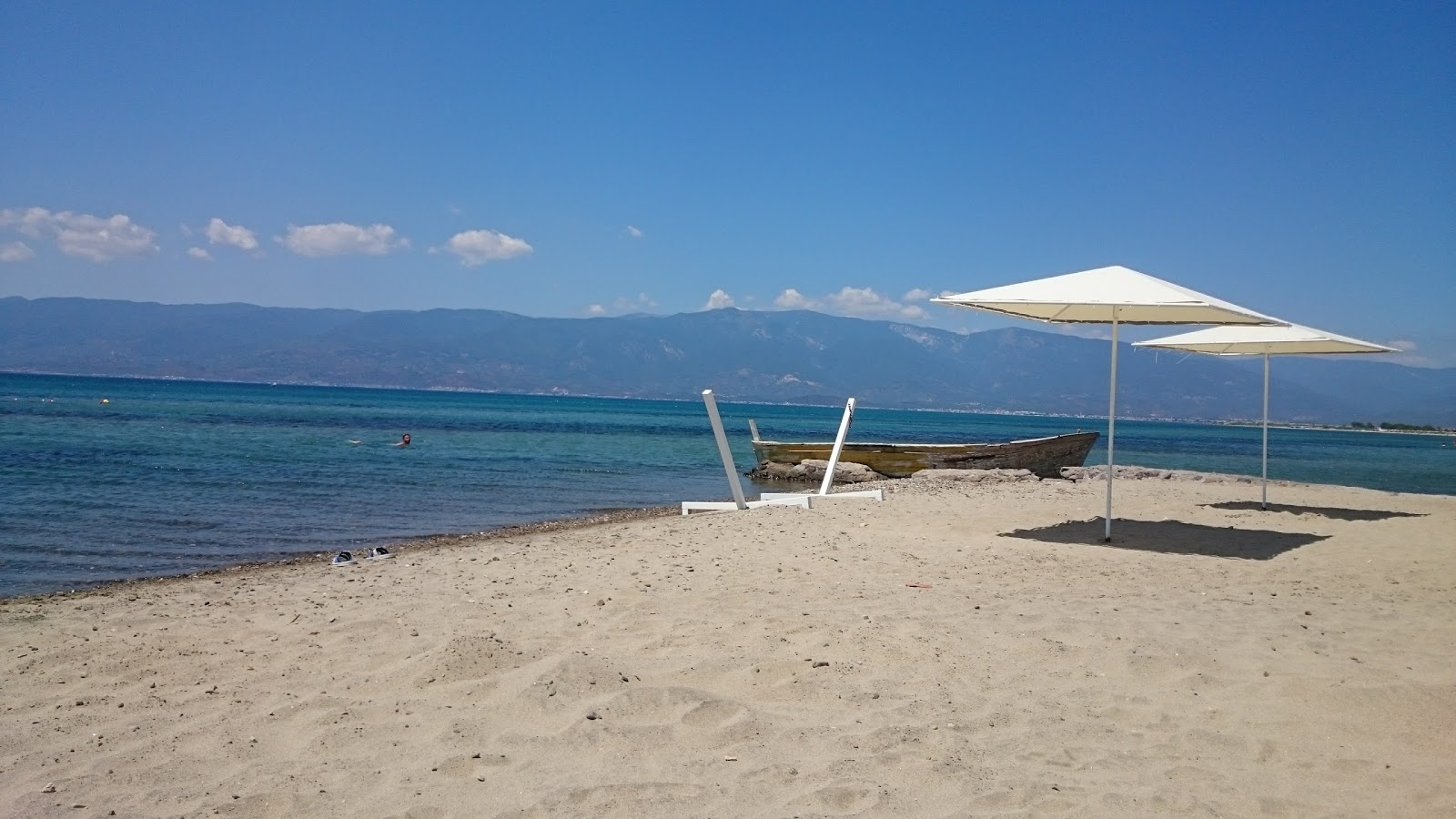 Dudu beach'in fotoğrafı turkuaz saf su yüzey ile