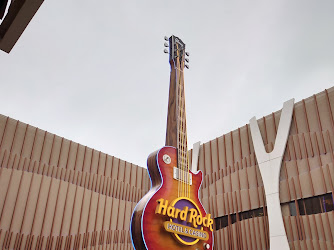 Hard Rock Giant Guitar