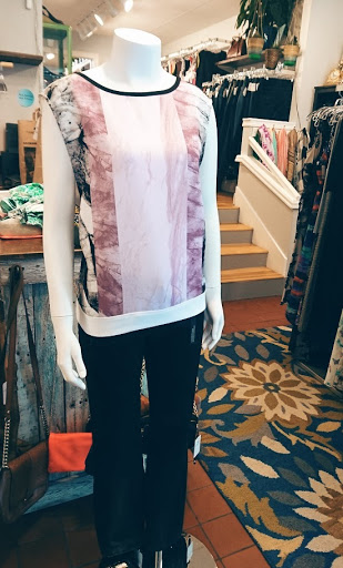 Consignment Shop «Zelda Zonk Consignment», reviews and photos, 2210 California Ave SW, Seattle, WA 98116, USA