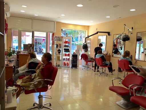 Cecilia Rossi Peluquería Unisex en Benalmadena Costa, Málaga