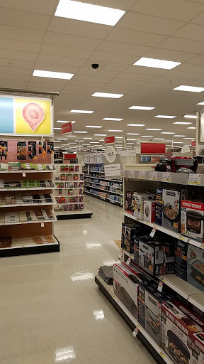 Department Store «Target», reviews and photos, 420 S University Ave, Little Rock, AR 72205, USA