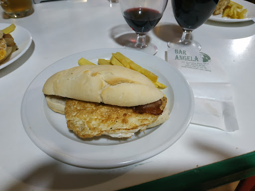 Restaurante KFC - Carr de Alicún, Local 18, 04740 Roquetas de Mar, Almería, España