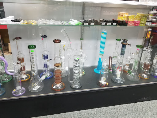 Tobacco Shop «Shorewood Tobacco & Cigar», reviews and photos, 720 Cottage St, Shorewood, IL 60404, USA