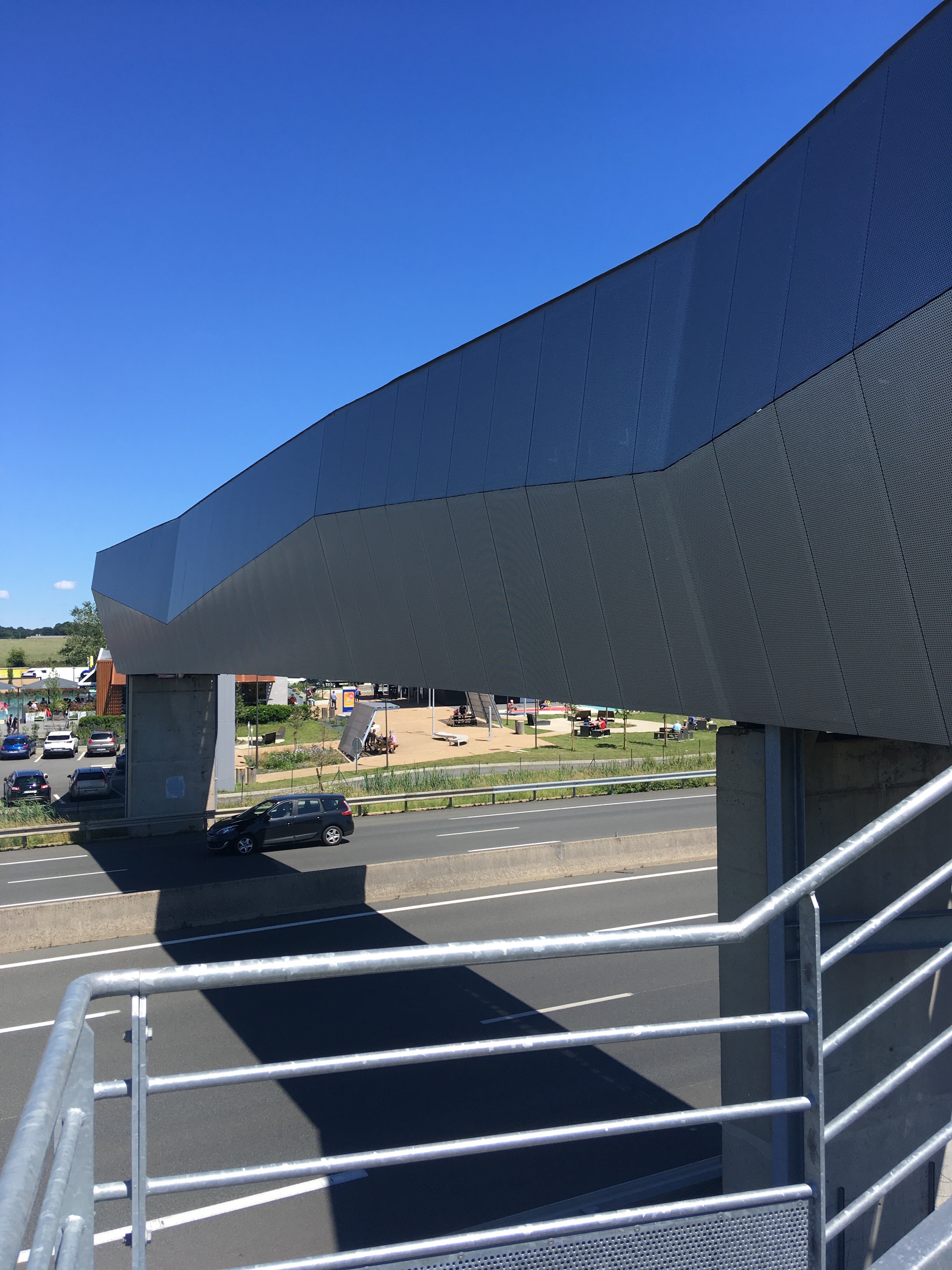 Photo n° 5 de l'avis de Ionut.a fait le 22/06/2019 à 10:18