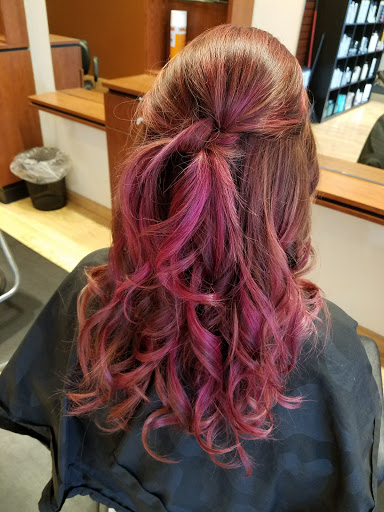 Beauty Salon «Allure Salon & Spa», reviews and photos, 6511 Ware Rd # 190, Circle Pines, MN 55014, USA