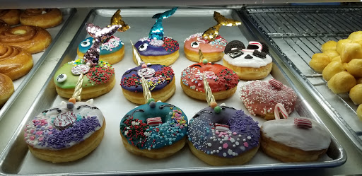 Donut Shop «Daily Fresh Donuts», reviews and photos, 1154 W Yosemite Ave, Manteca, CA 95337, USA