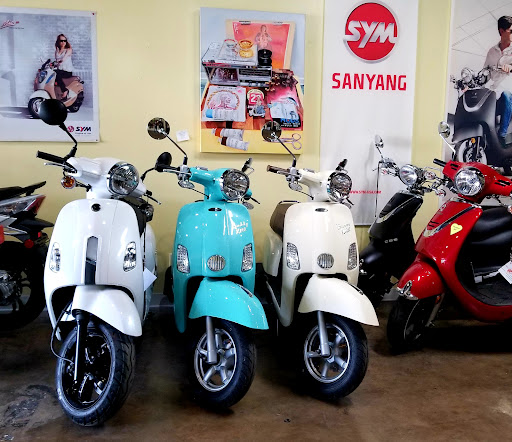Motor Scooter Dealer «Blitz Moped», reviews and photos, 2924 Main St #102, Dallas, TX 75226, USA