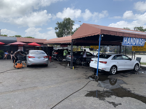 BIG BOYS CAR WASH en Fort Lauderdale