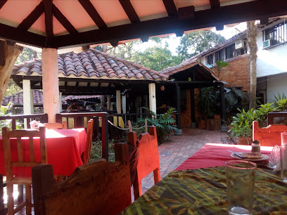 Restaurante Gallineral - Cra. 11 #5-63, San Gil, Santander, Colombia