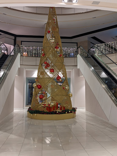 Shopping Mall «The Shops at Riverside», reviews and photos, 390 Hackensack Ave, Hackensack, NJ 07601, USA