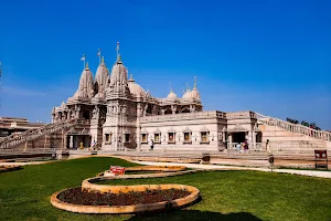 BAPS Shri Swaminarayan Mandir, Pune image