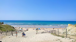 Plage d'Erretegia'in fotoğrafı dağlarla çevrili
