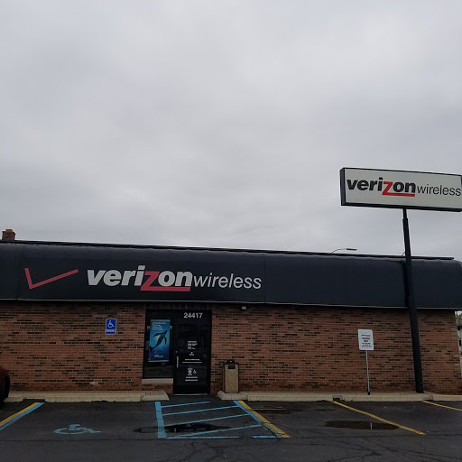 Cell Phone Store «Verizon», reviews and photos, 24417 Ford Rd, Dearborn, MI 48128, USA