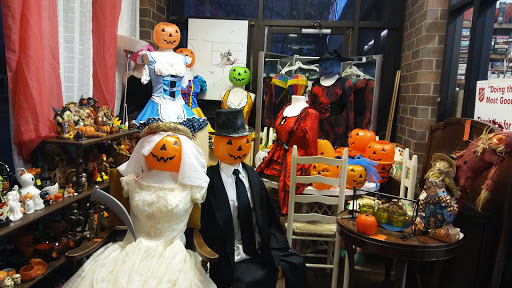 Thrift Store «The Salvation Army Family Store & Donation Center», reviews and photos
