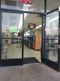 Sea Breeze Laundromat - Photo 5 - Car repair in Anaheim, CA, Fullerton