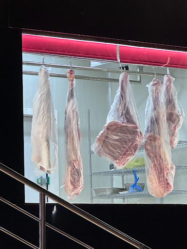 ملحمة ريد ستيكred steak لحوم طازجة عجل وخروف وحاشي 