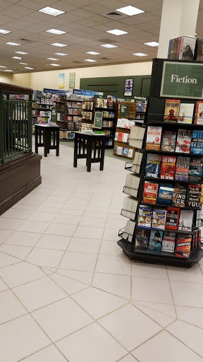 Book Store «Barnes & Noble Booksellers Moorestown», reviews and photos, 1311 Nixon Dr, Moorestown, NJ 08057, USA