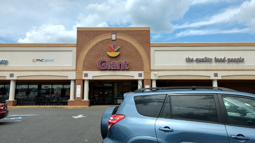 Supermarket «Giant», reviews and photos, 2901 S Glebe Rd, Arlington, VA 22206, USA