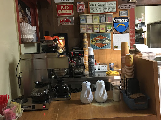 Donut Shop «Leucadia Donut Shoppe», reviews and photos, 1604 N Coast Hwy 101, Encinitas, CA 92024, USA