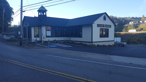 Jewelry Store «Trinity Jewelers», reviews and photos, 647 Mt Nebo Rd, Pittsburgh, PA 15237, USA