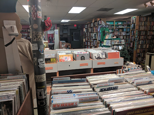 Used Book Store «Nice Price Books», reviews and photos, 3106 Hillsborough St, Raleigh, NC 27607, USA