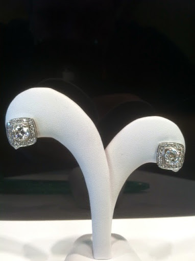 Jewelry Store «Middle Tennessee Jewelry», reviews and photos, 889 S Jefferson Ave, Cookeville, TN 38501, USA