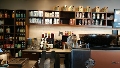 Coffee Shop «Starbucks», reviews and photos, 21 River Rd 100 / 400, Wilton, CT 06897, USA
