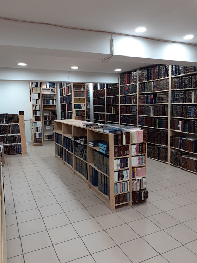 Seletski Judaica & Books