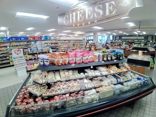 Market «Adams Hometown Market», reviews and photos, 115 Main St, Monson, MA 01057, USA